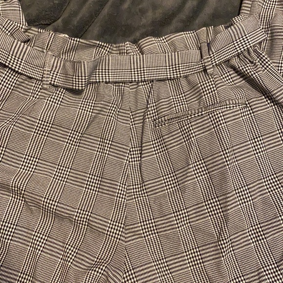 Pants - Picture 3 of 4